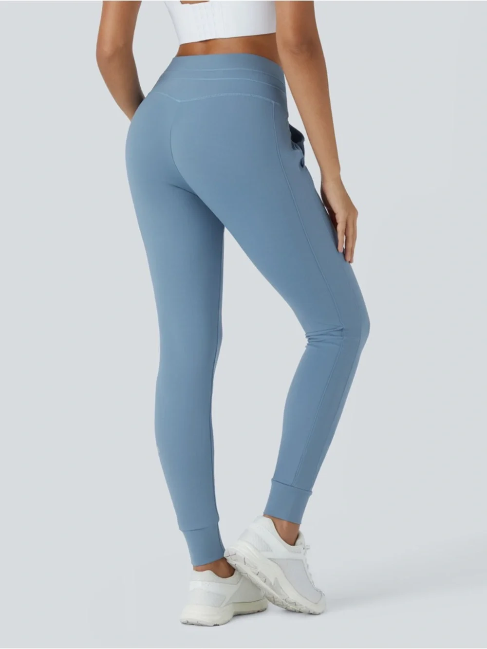 Halara SoftlyZero™ Plush High Waisted Pocket Joggers - Picture 2 of 7